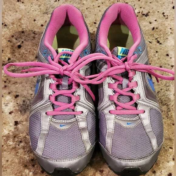Nike REAX Run 8‎ athletic shoes, Size 6.5, Silver and Purple - Picture 2 of 9